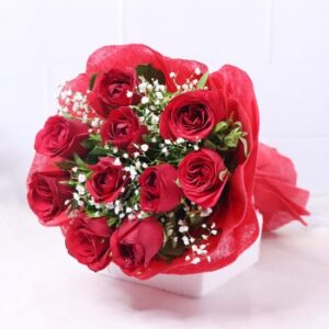 Red Love - 10 Red Roses Bouquet